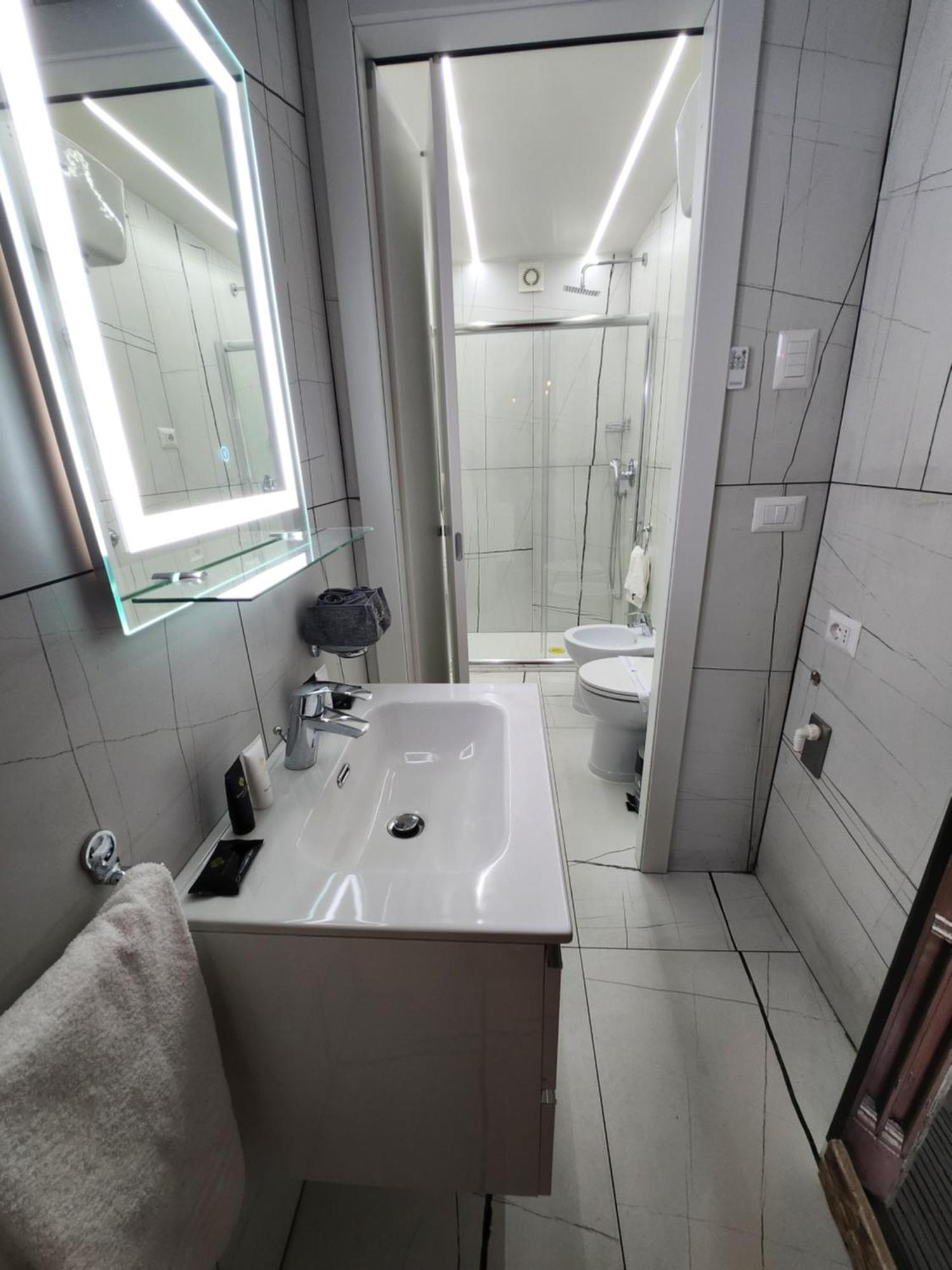 The Imperial Suite E The Bricks โรม ภายนอก รูปภาพ