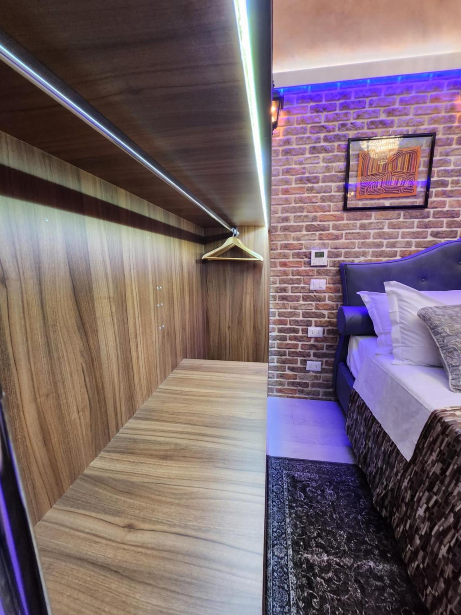 The Imperial Suite E The Bricks โรม ภายนอก รูปภาพ